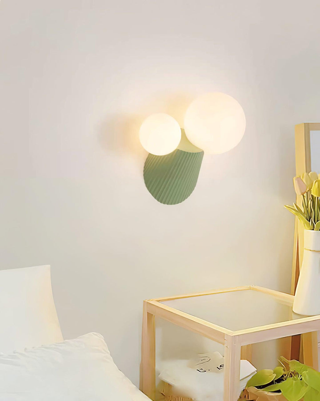 Land Wall Light