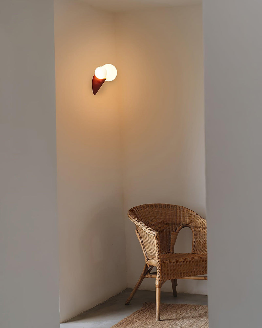 Land Wall Light