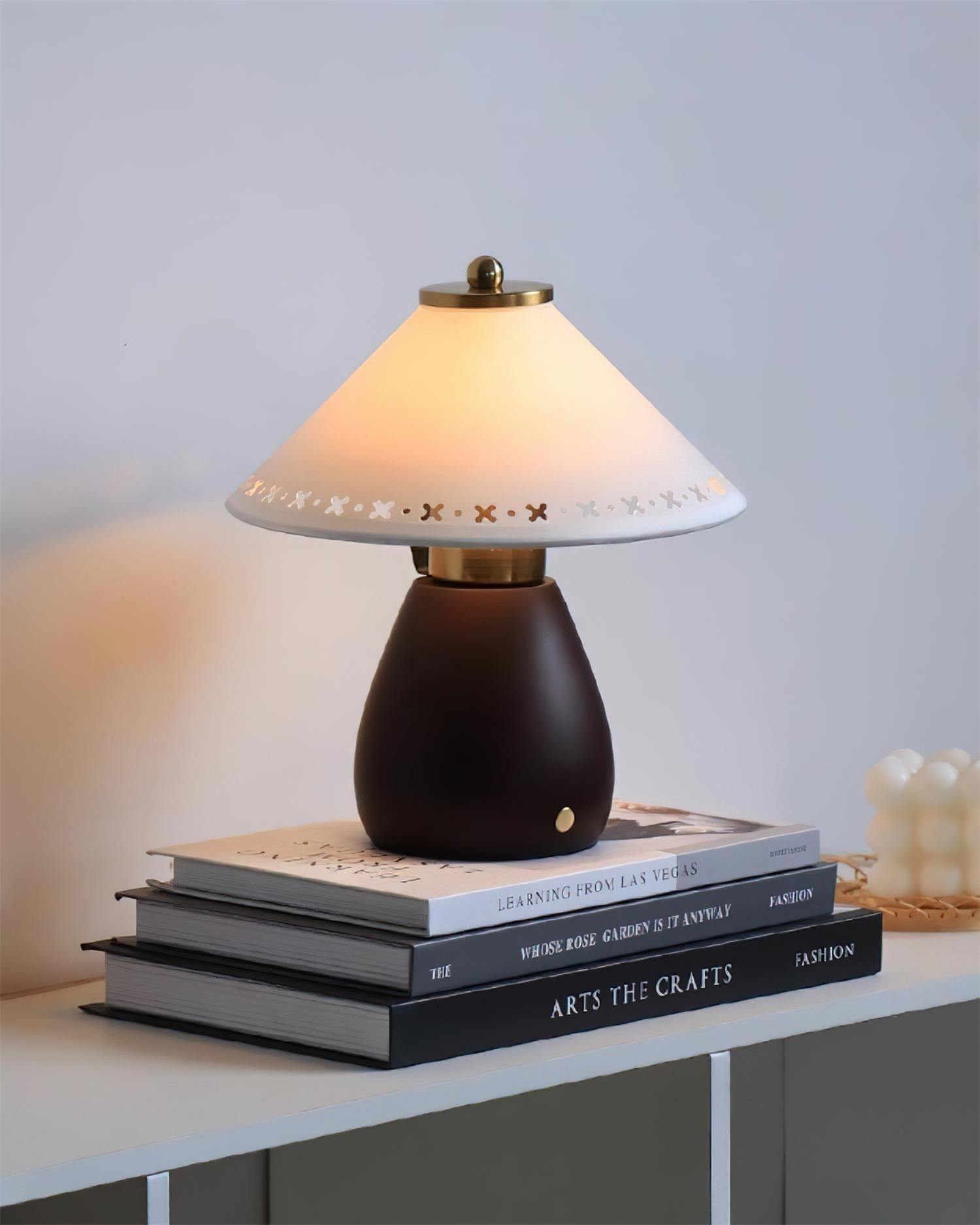 Lattice Table Lamp