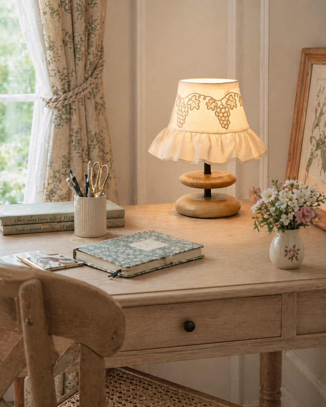 Lavelle Table Light