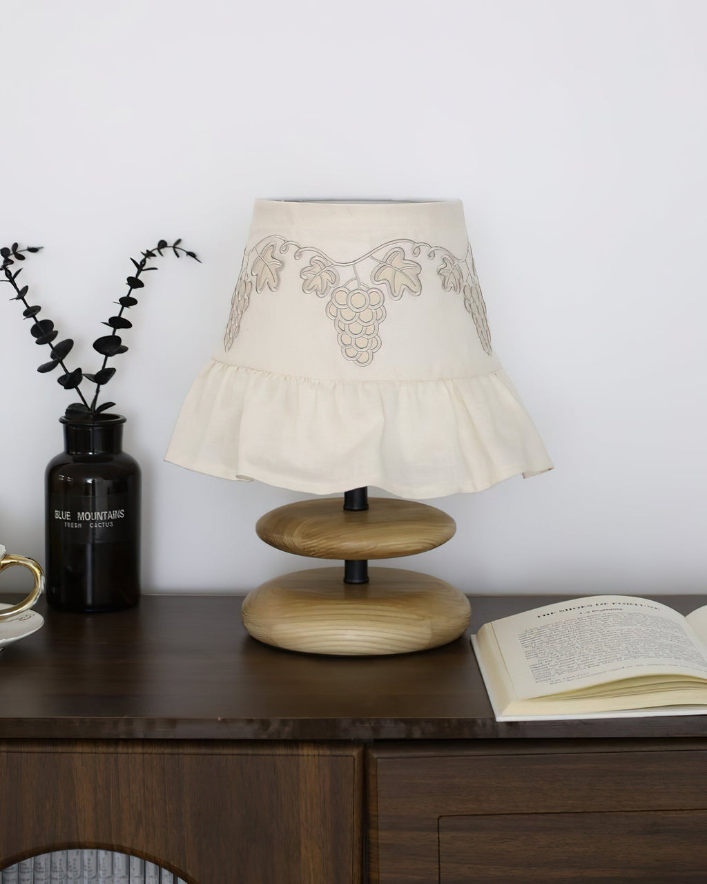 Lavelle Table Light