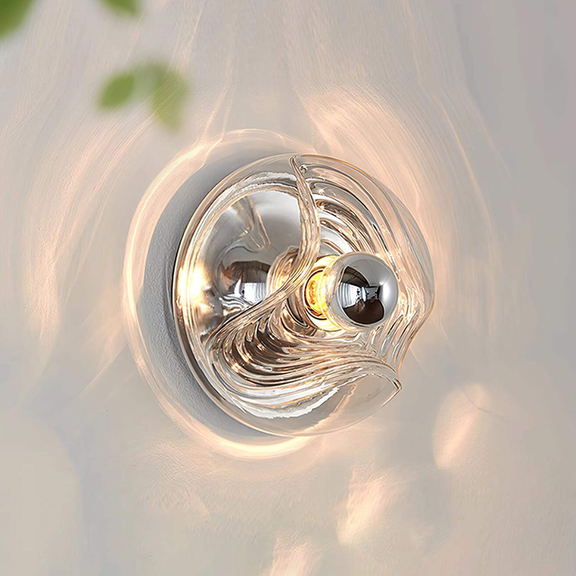 Leisa Wall Lamp