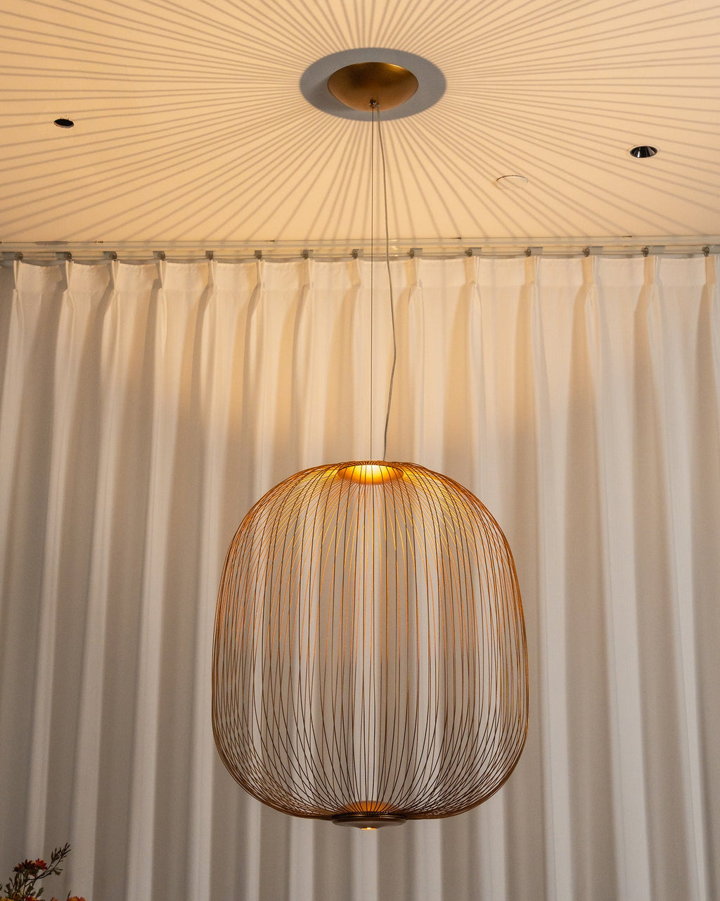 Lightweight Spokes Cage Pendant Lamp