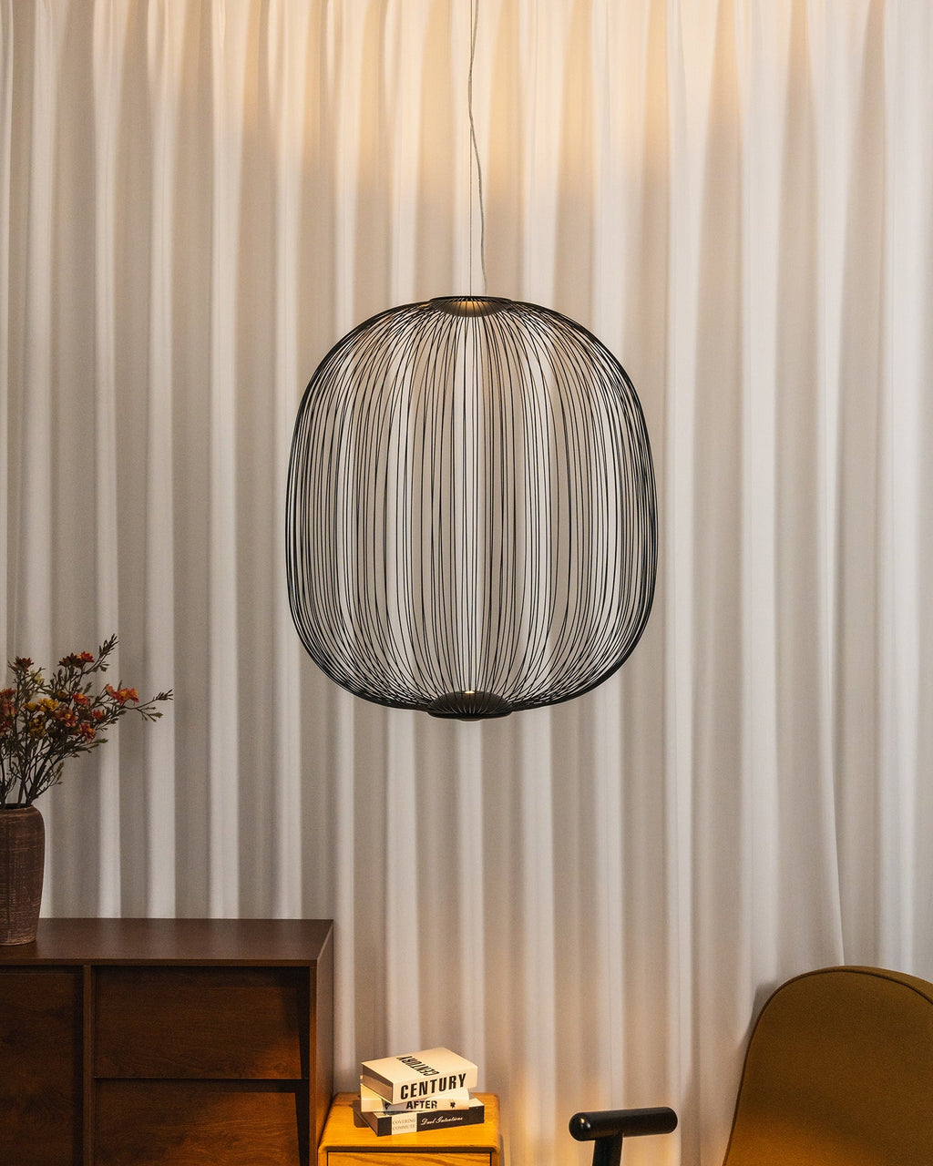 Lightweight Spokes Cage Pendant Lamp