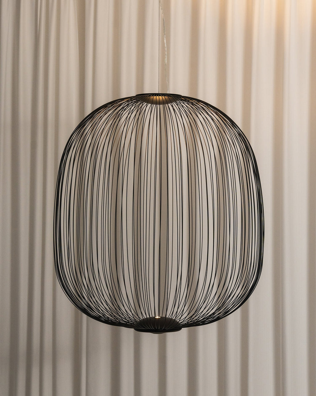 Lightweight Spokes Cage Pendant Lamp