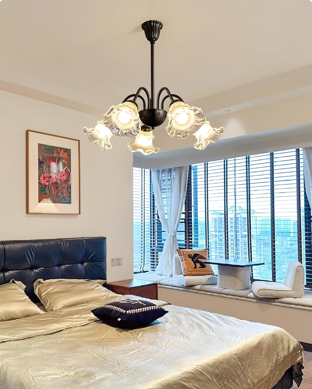 Lilura Chandelier