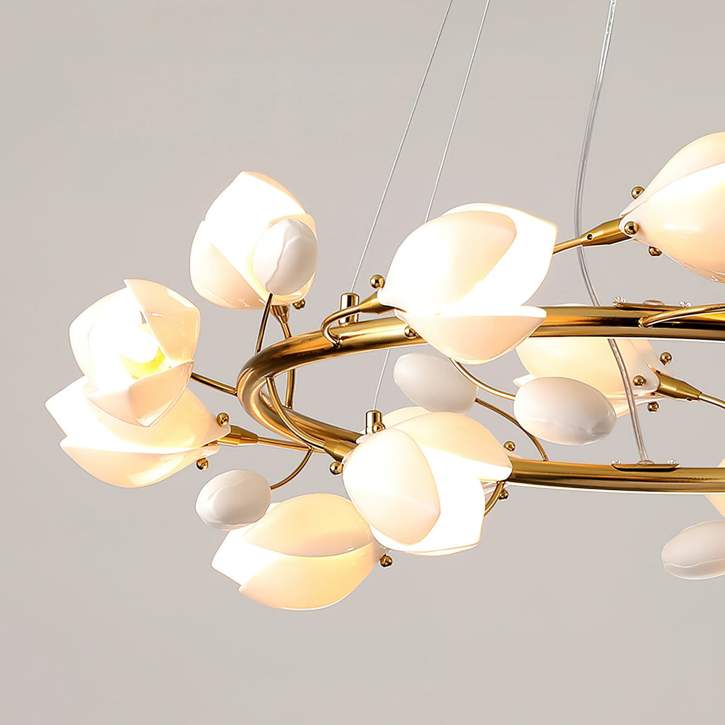 Lilyloop Chandelier