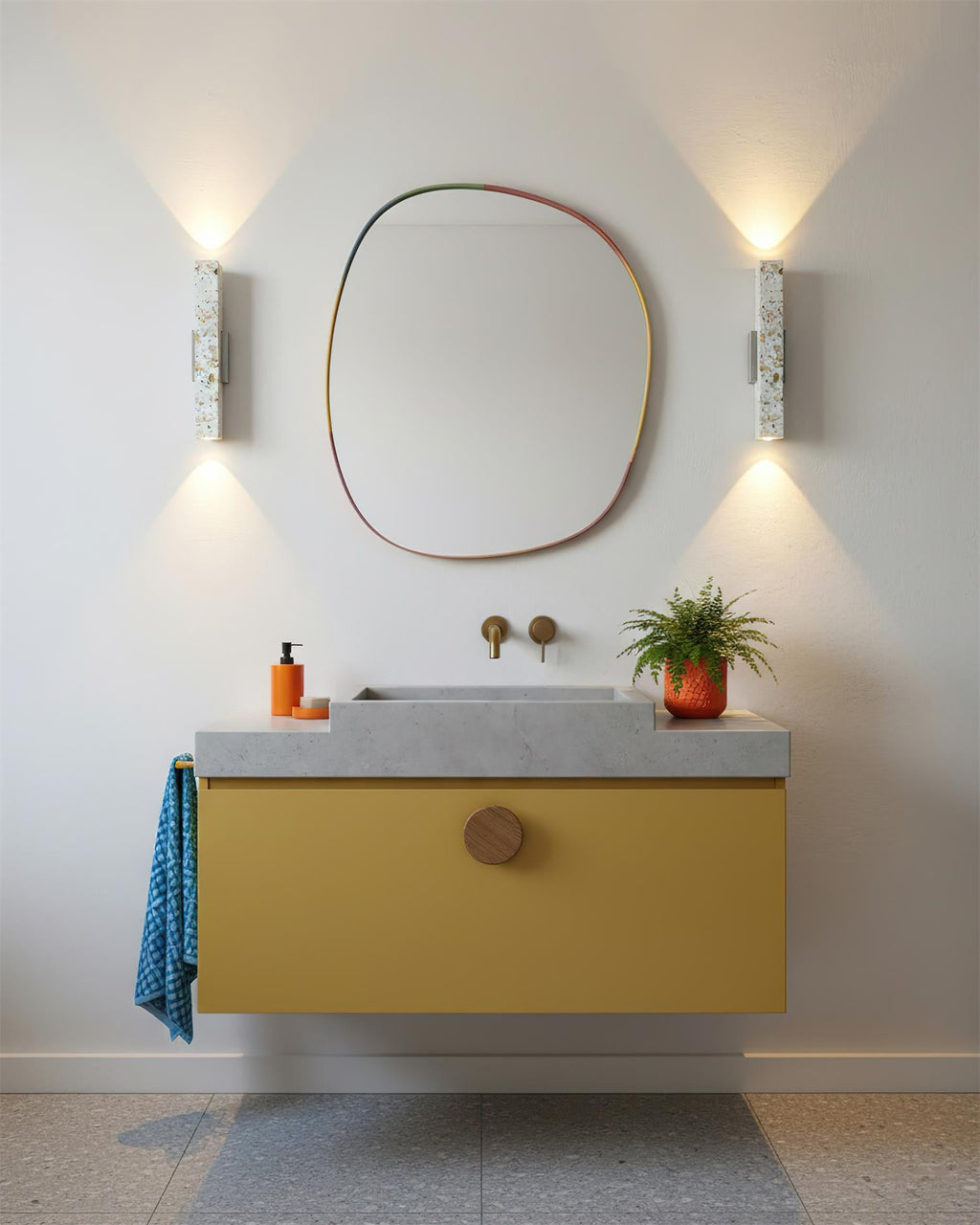 Linea Wall Lamp