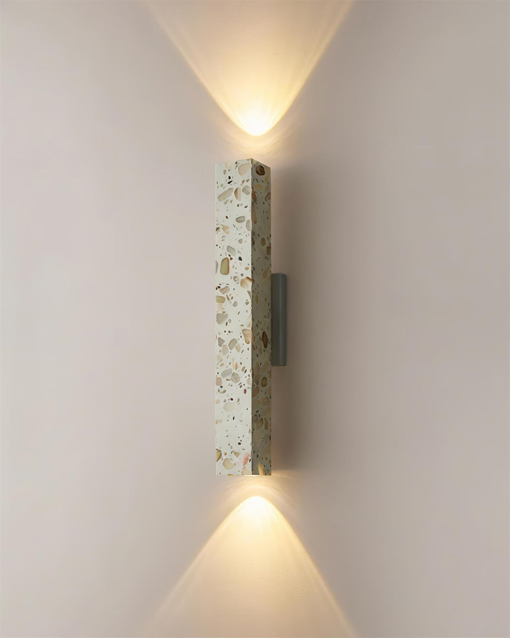 Linea Wall Lamp