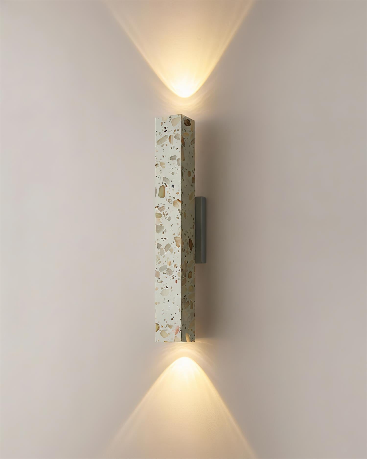 Linea Wall Lamp
