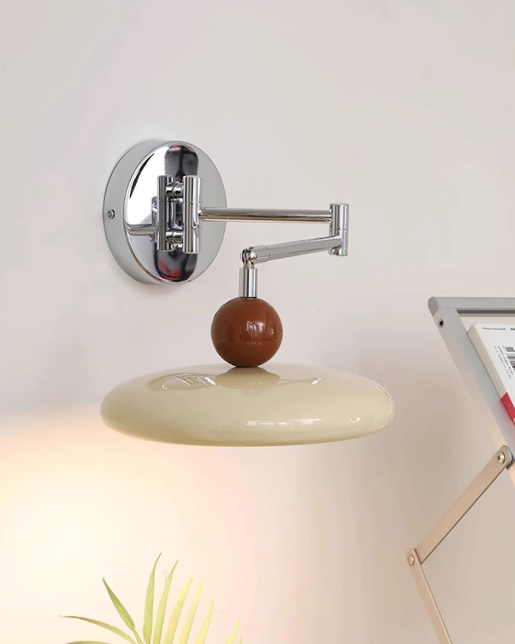 Loa Wall Lamp