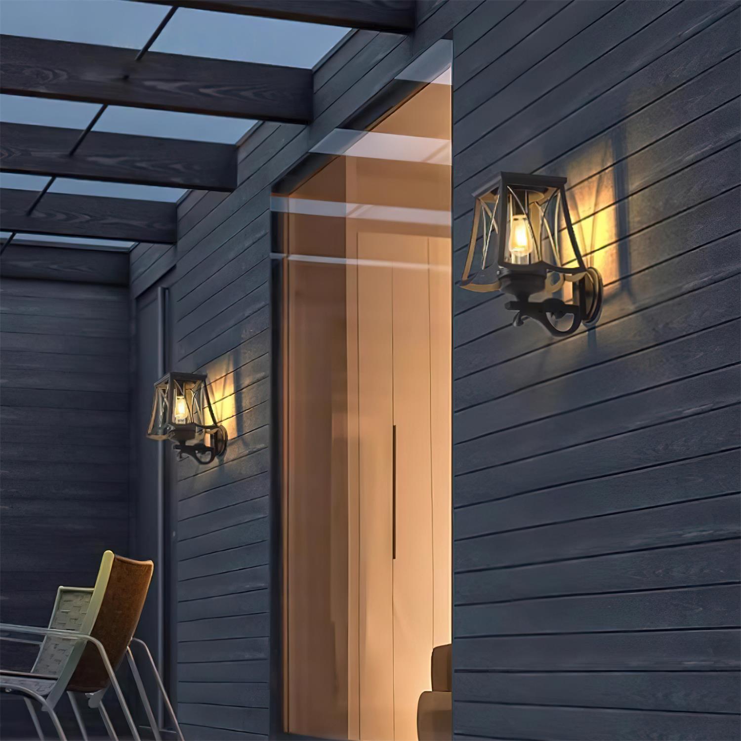 Loria Outdoor Wall Lamp
