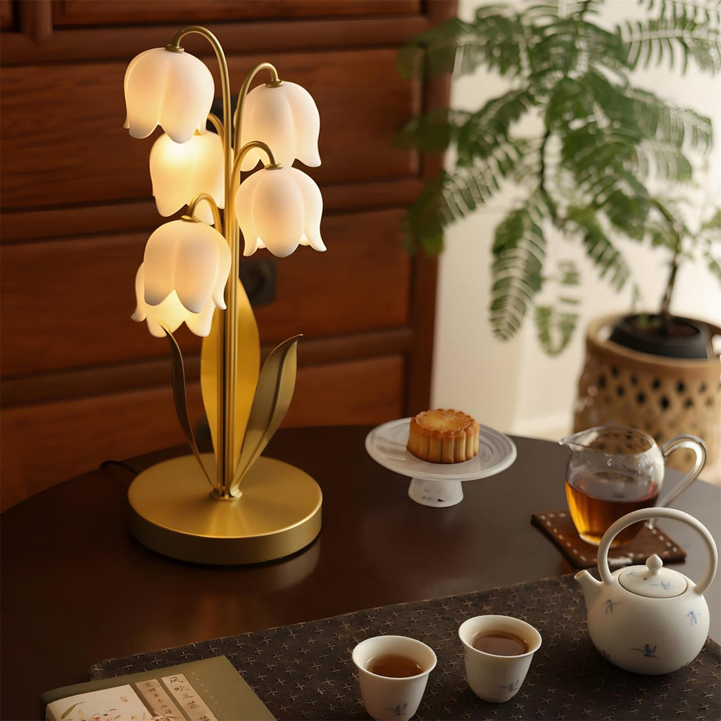 LumiLily Table Lamp