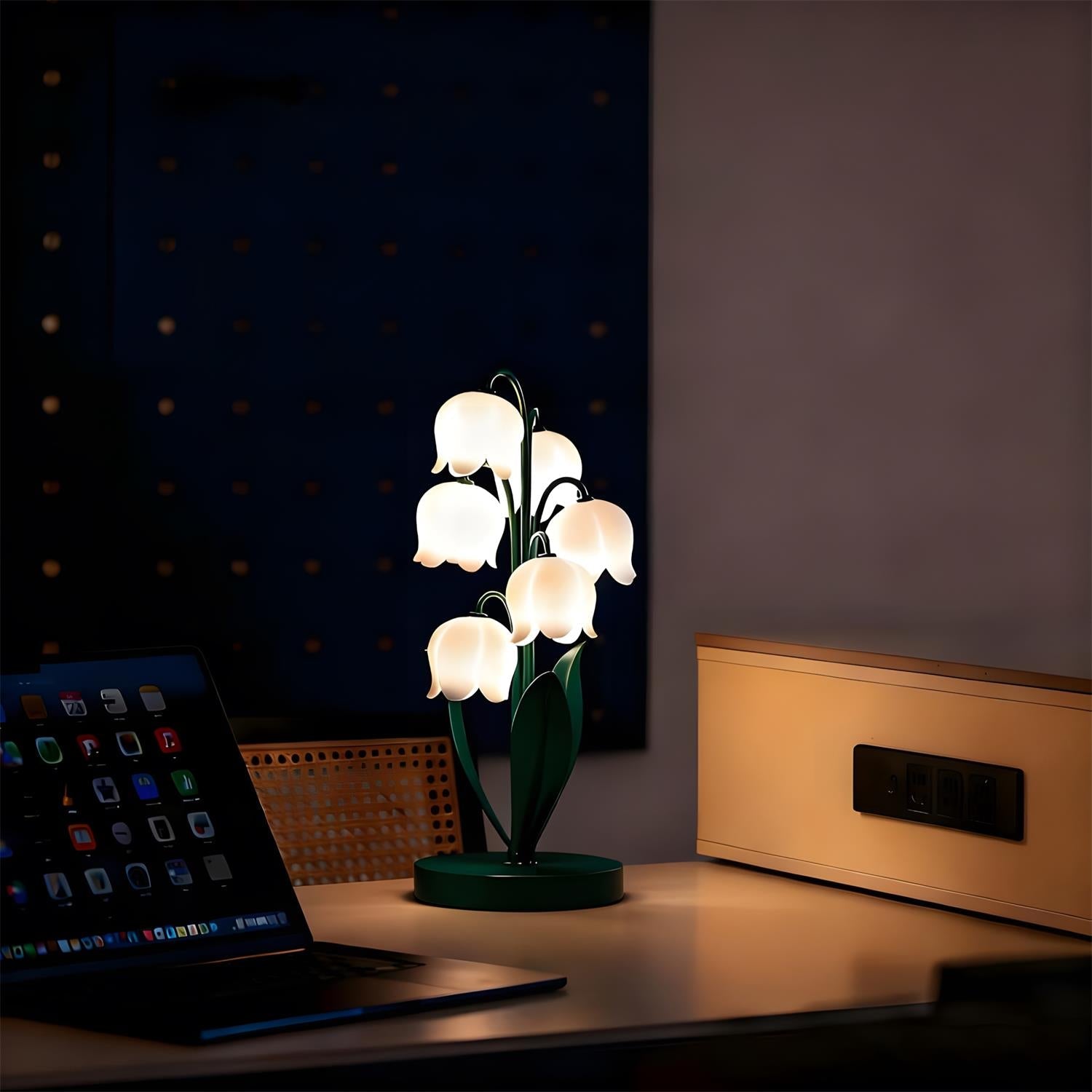 LumiLily Table Lamp