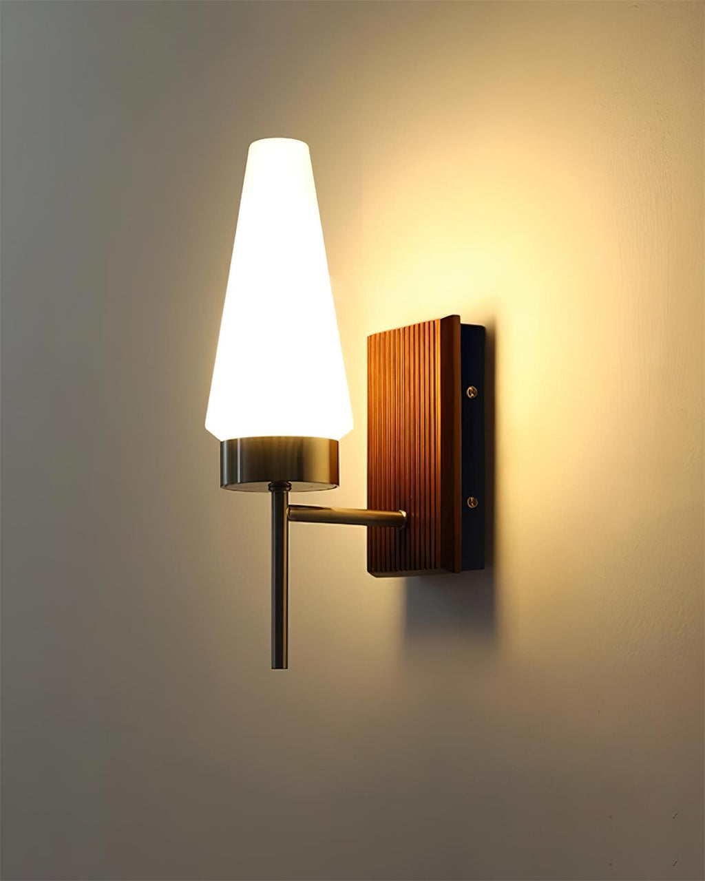 Lunard Wall Lamp