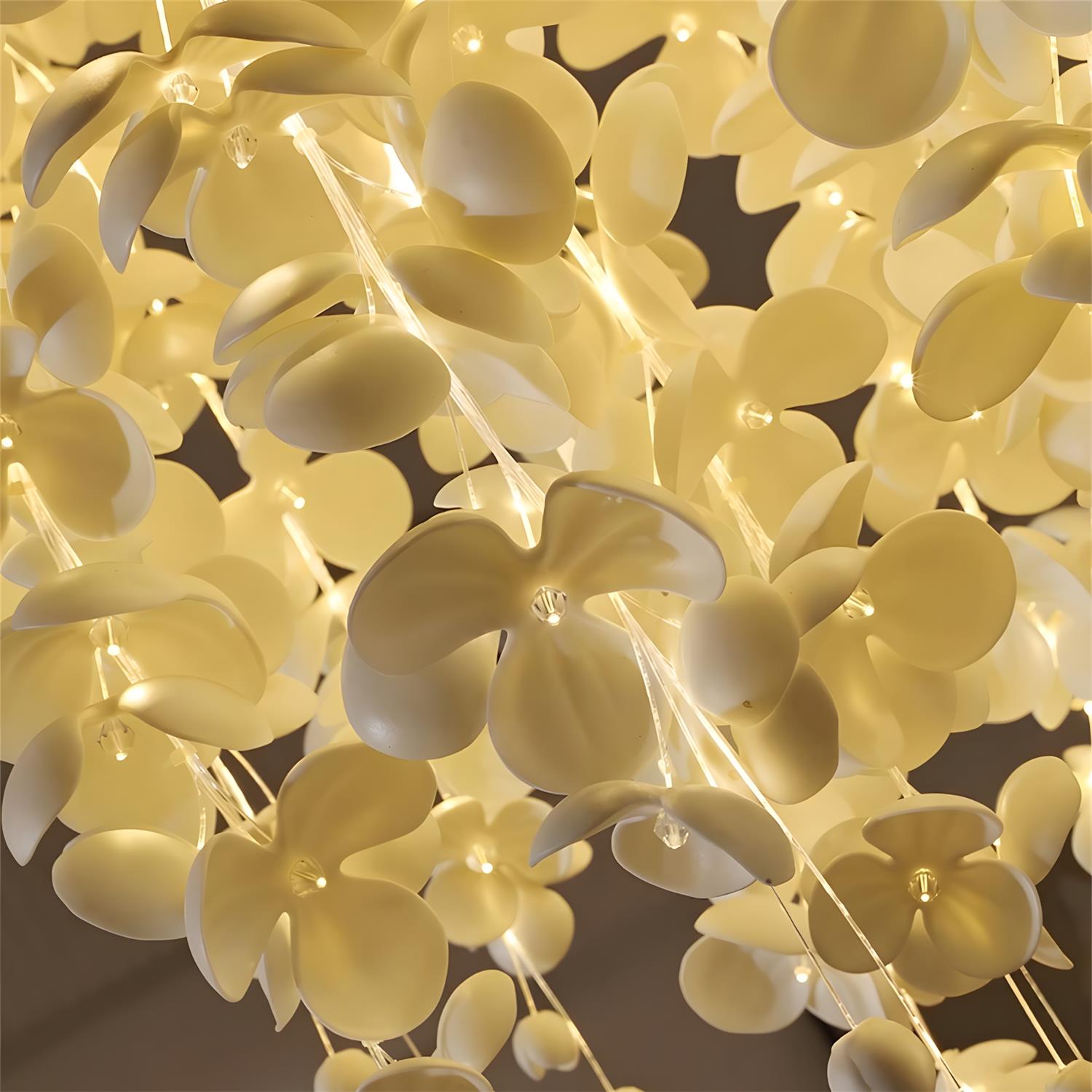Luneflor Chandelier