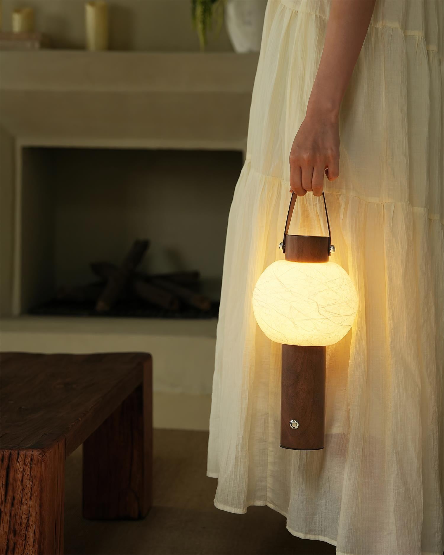 Lunero Table Lamp