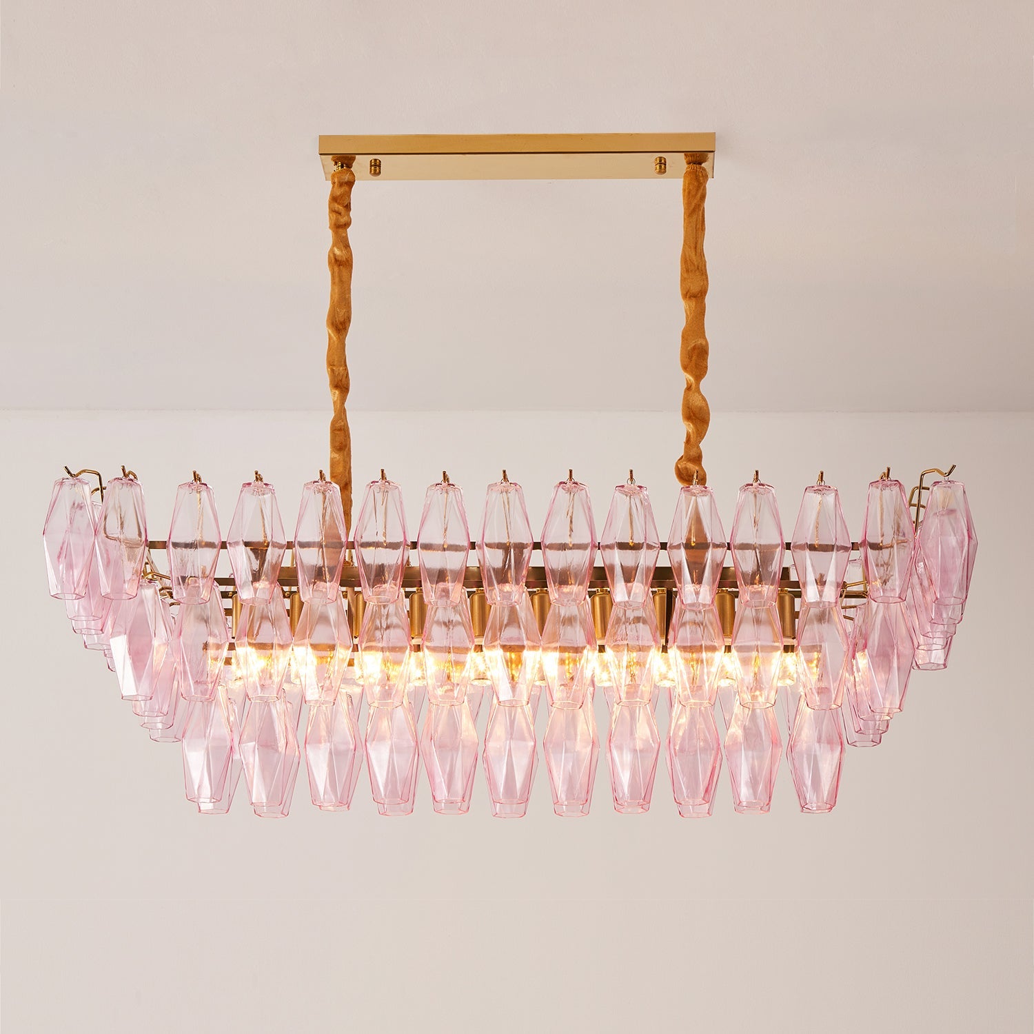Lunvara Chandelier