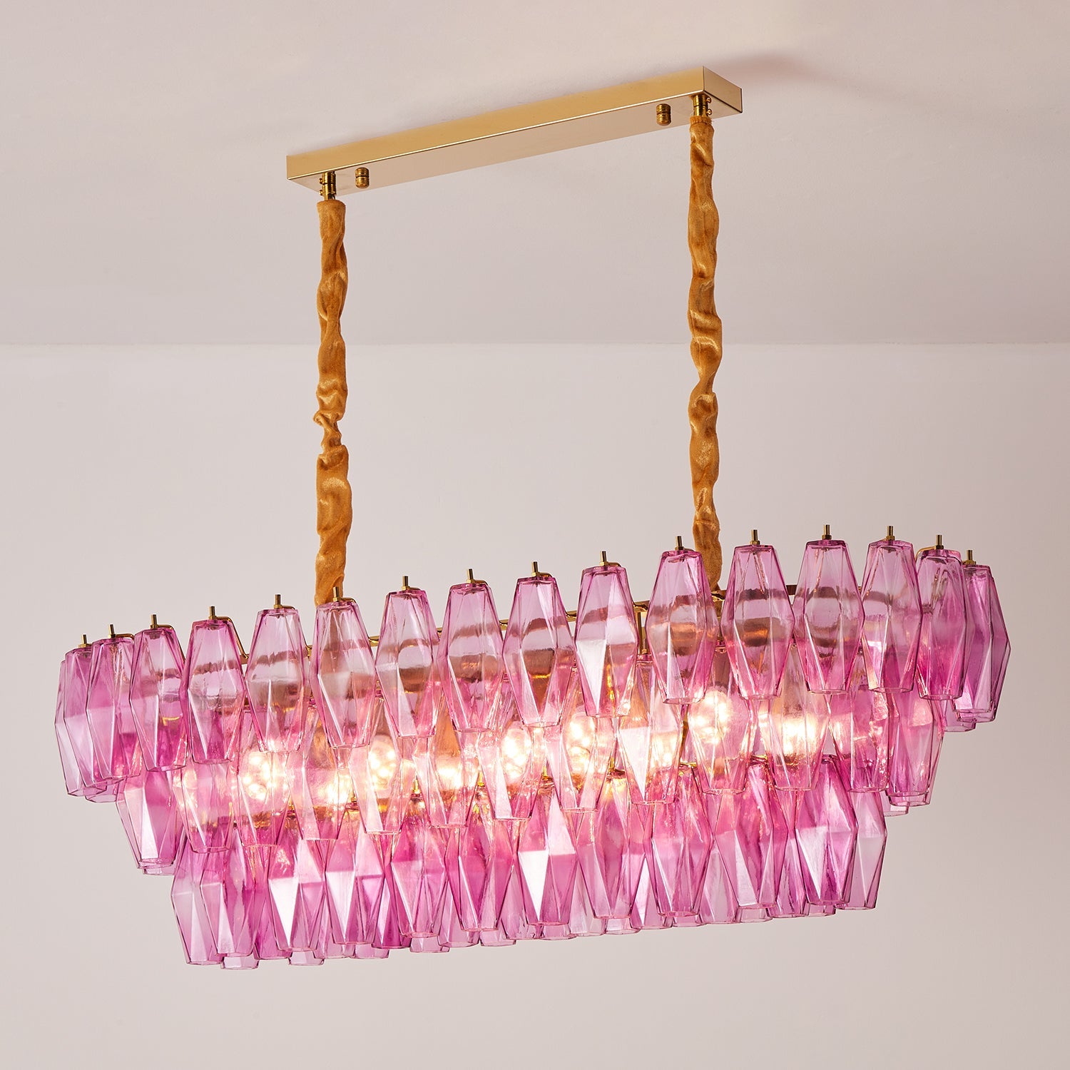 Lunvara Chandelier