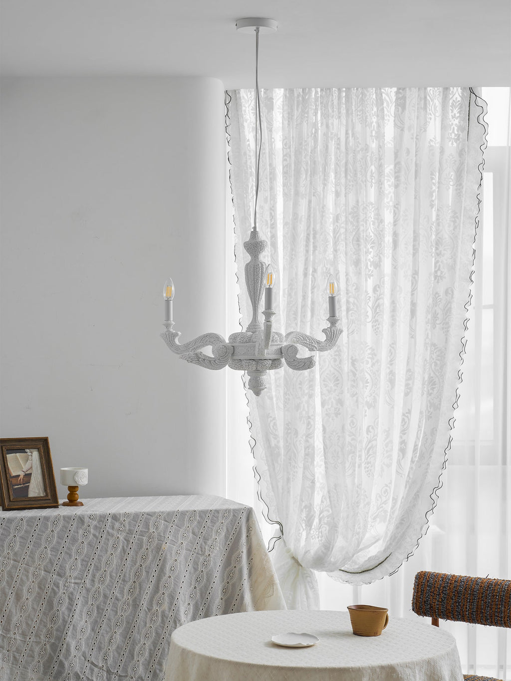 Lvoria Chandelier