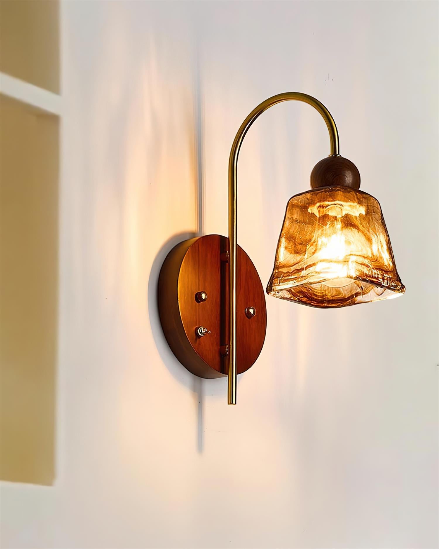 Lysora Wall Lamp