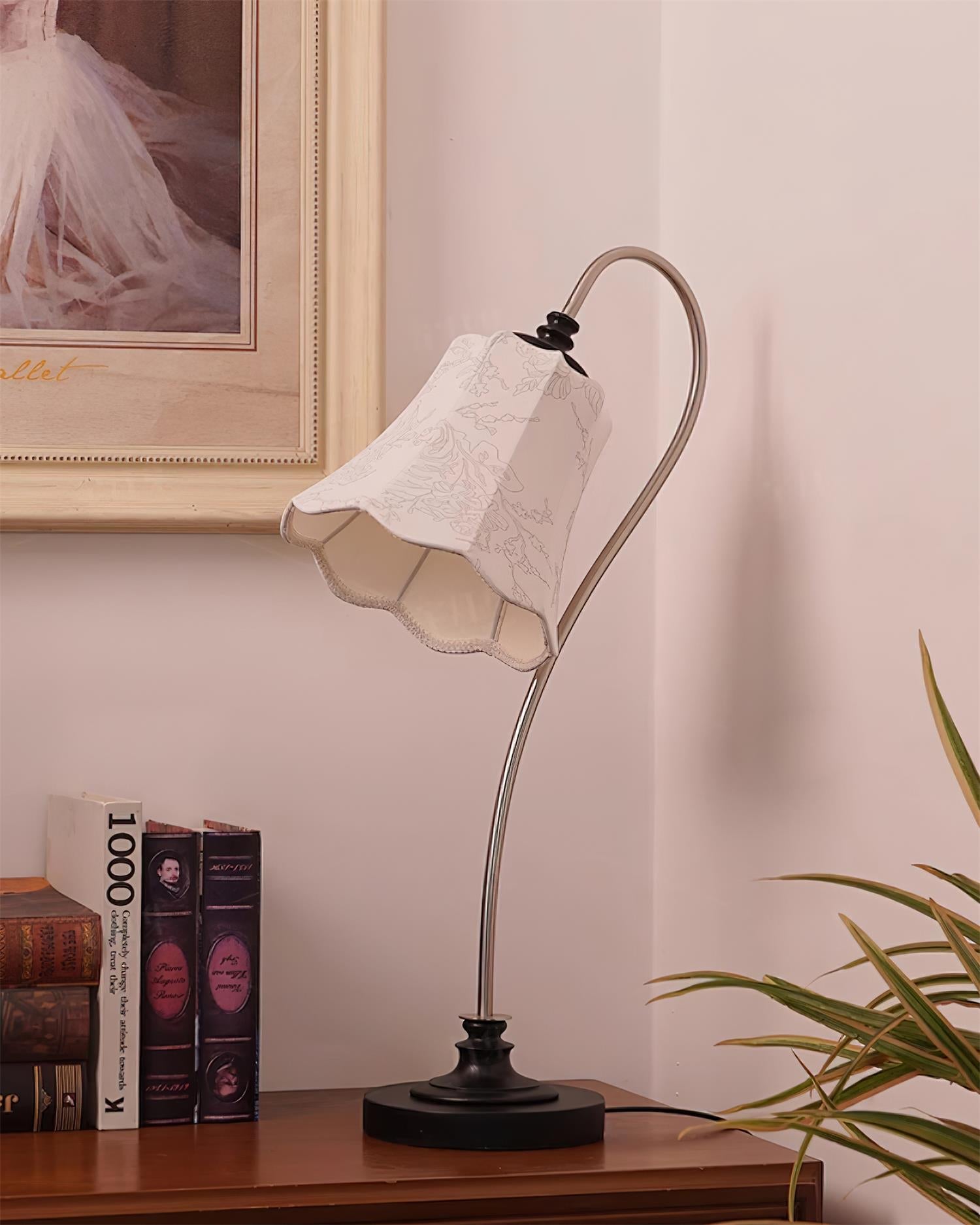 Magnolya Table Lamp