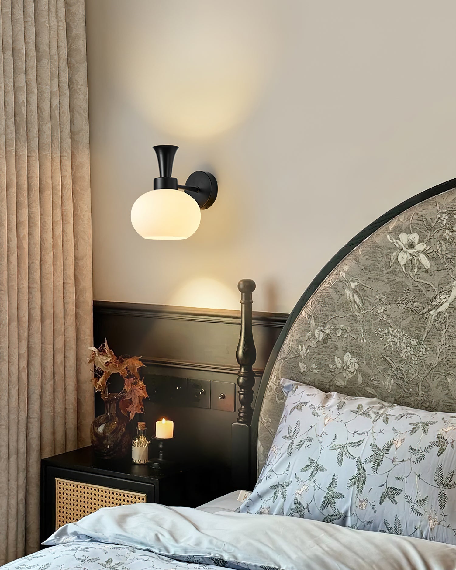 Mareli Wall Lamp
