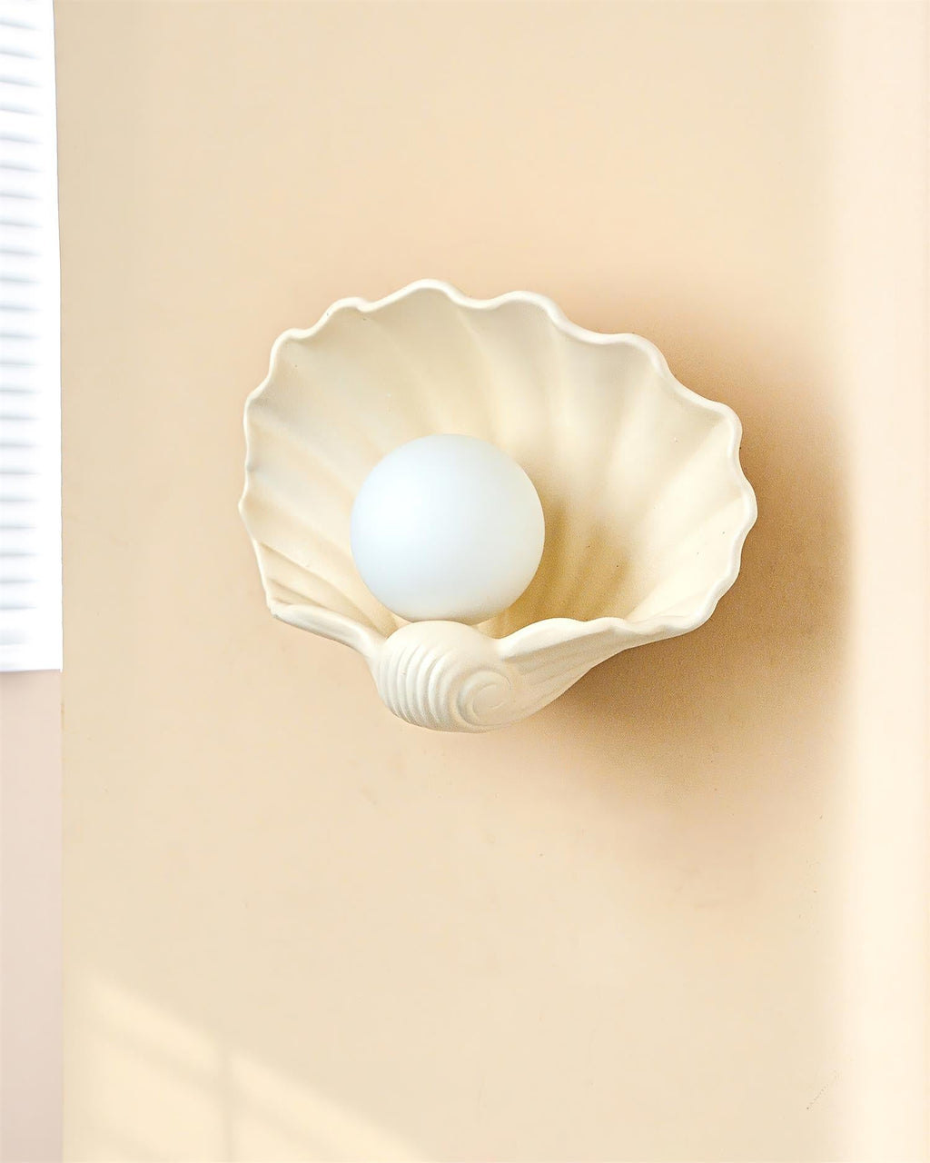 Marisca Wall Lamp