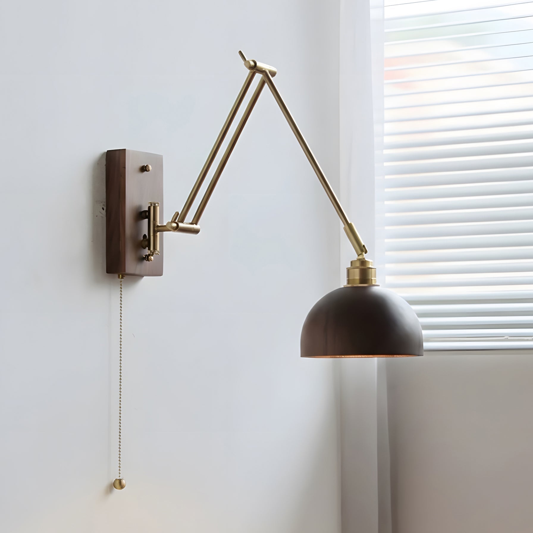 Marlow Adjustable Wall Lamp