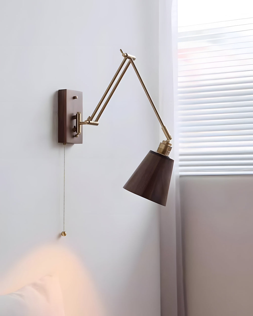 Marlow Adjustable Wall Lamp