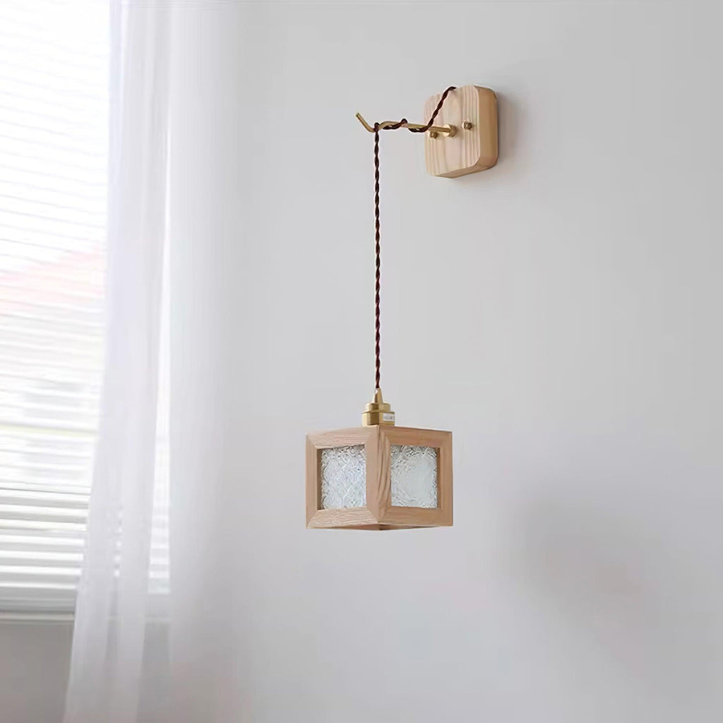 Matilda Wood Wall Lamp