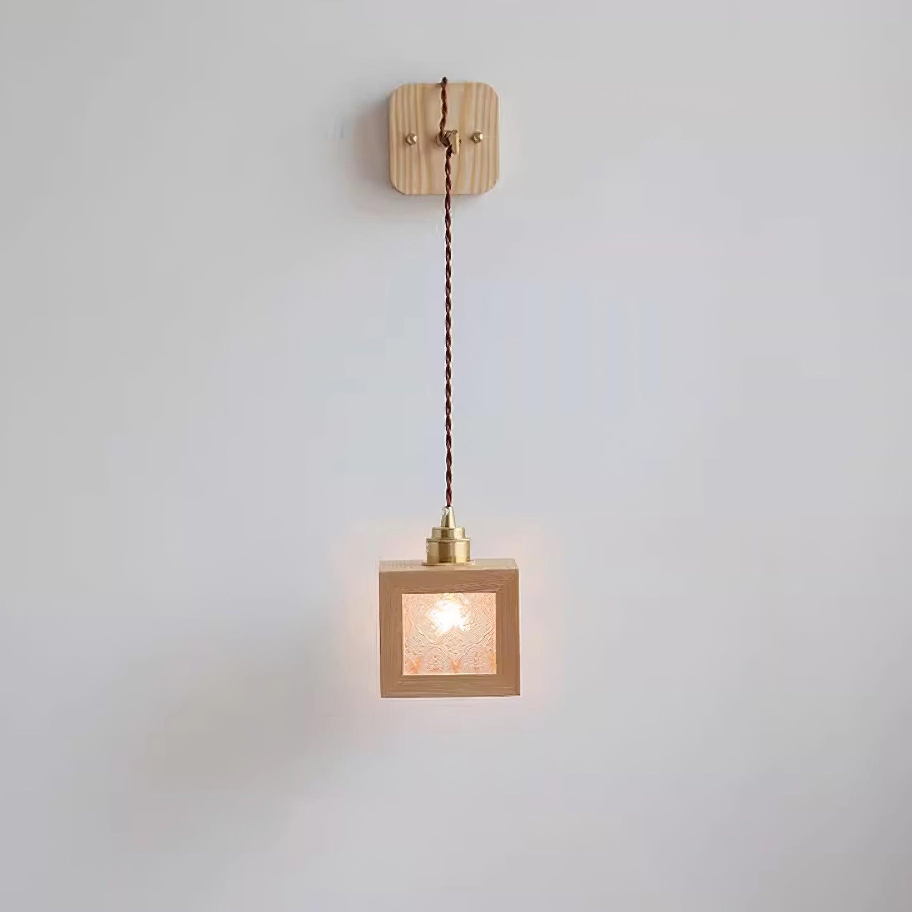 Matilda Wood Wall Lamp