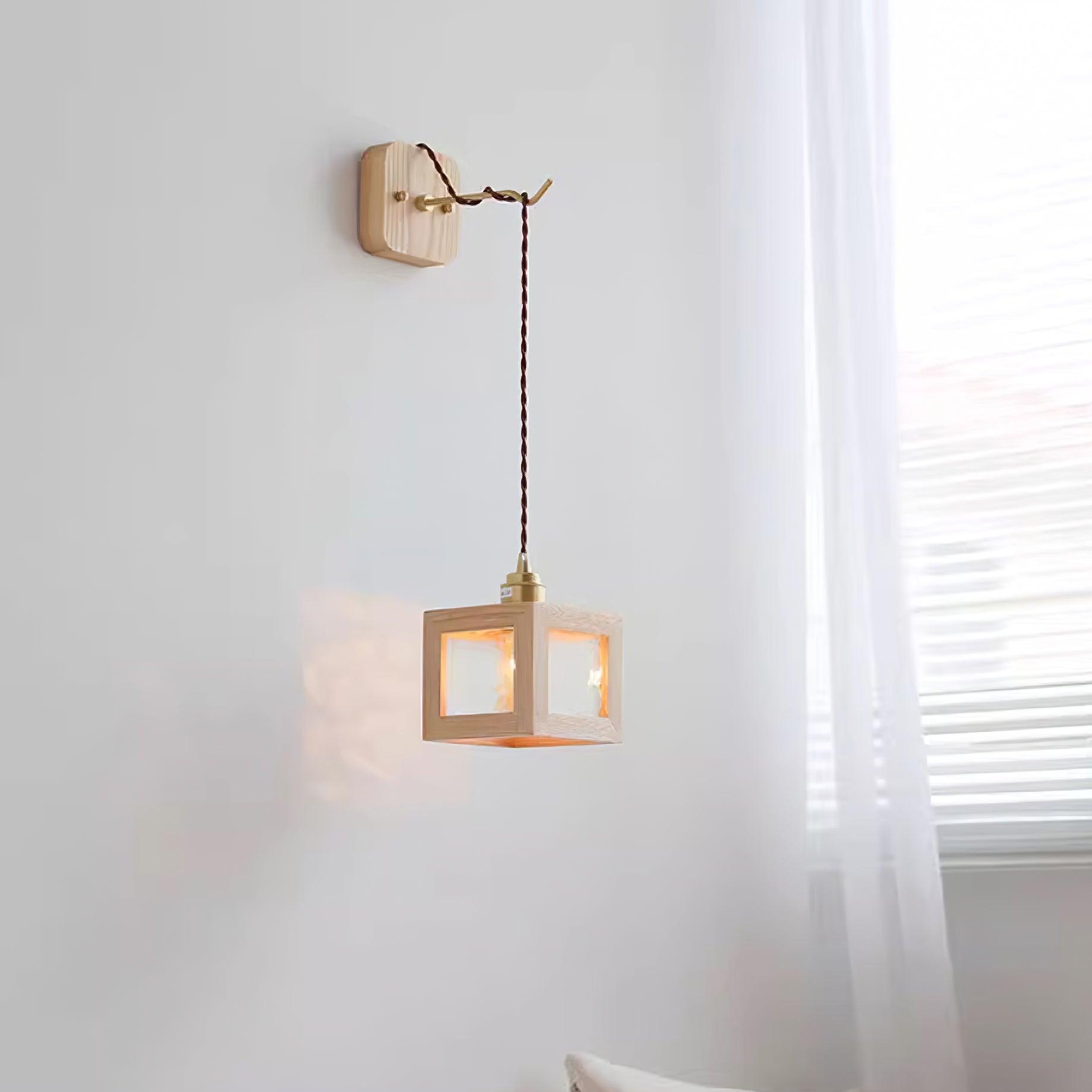 Matilda Wood Wall Lamp