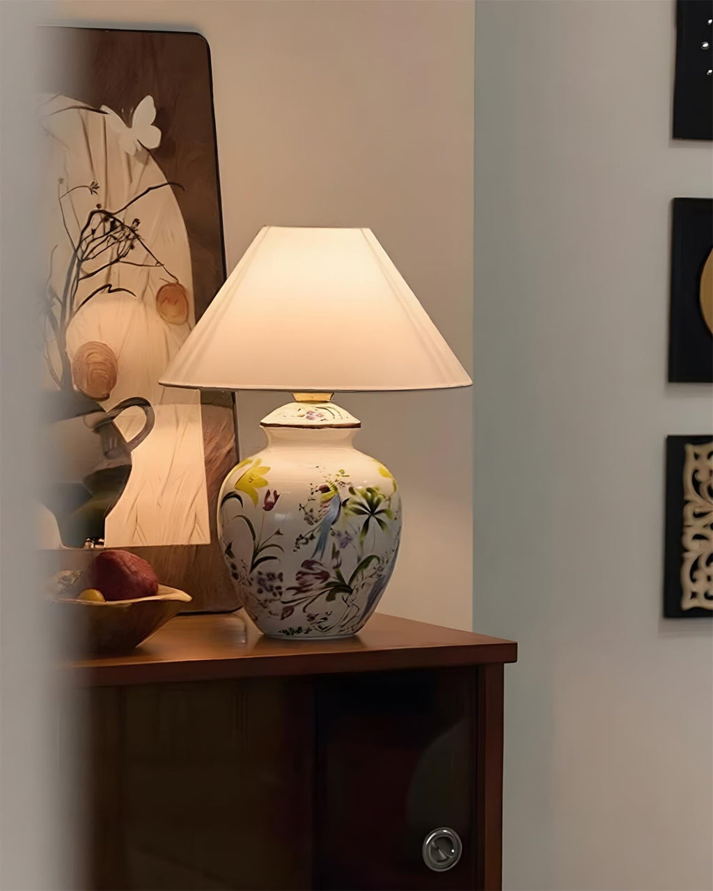 Meadow Muse Table Lamp