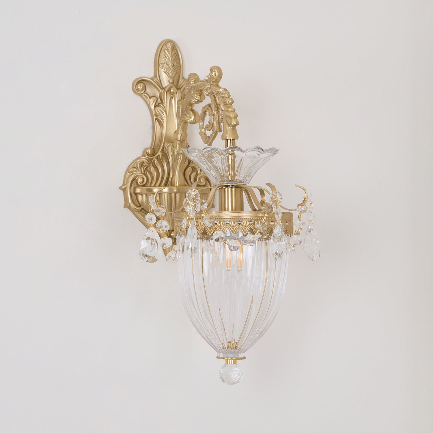 Mesas Crystal Wall Lamp