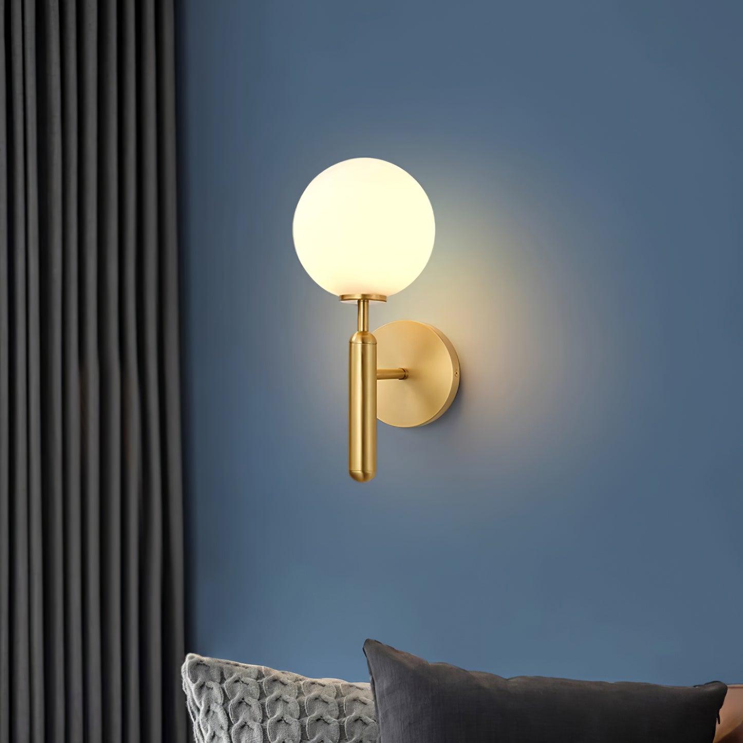 Miira Wall Light