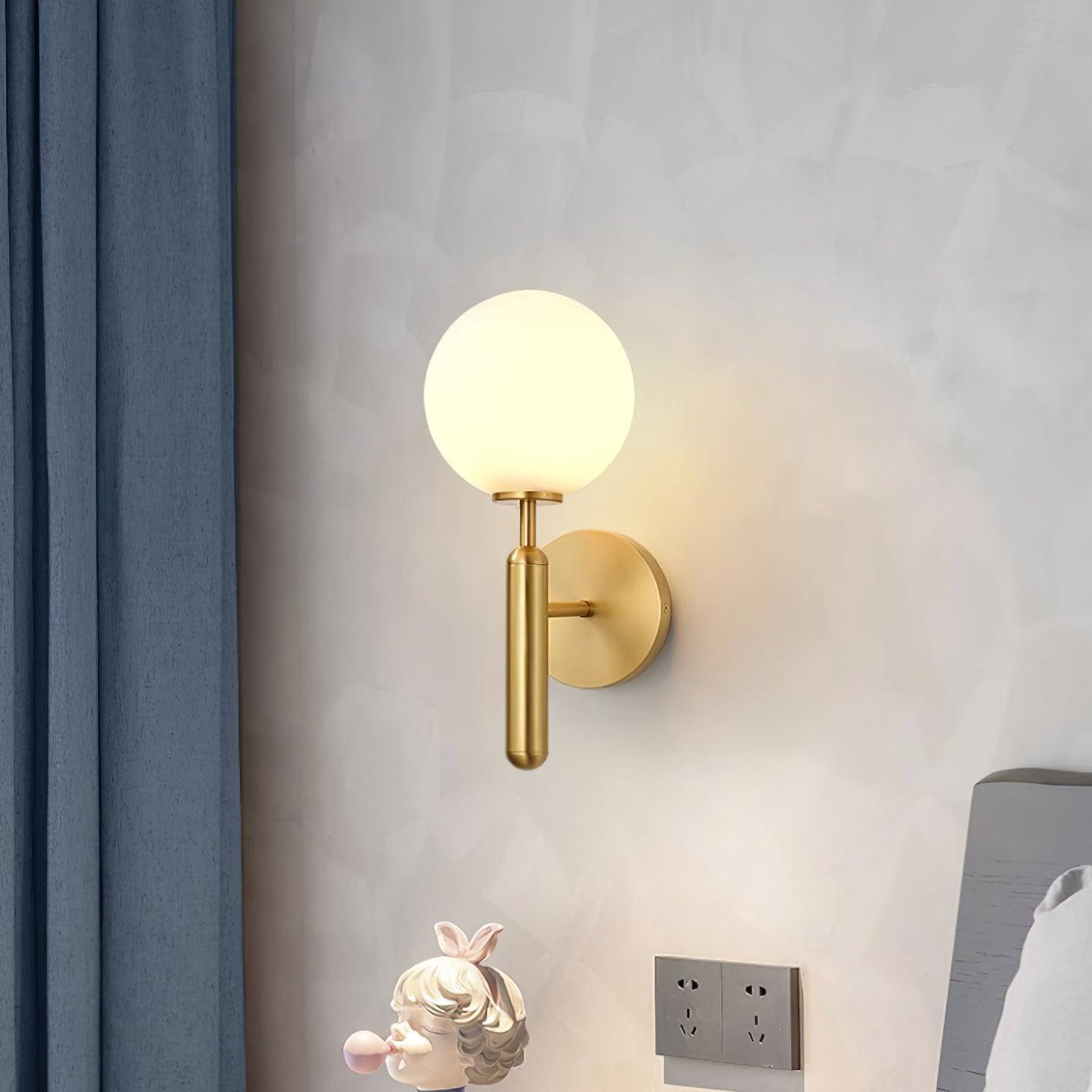 Miira Wall Light