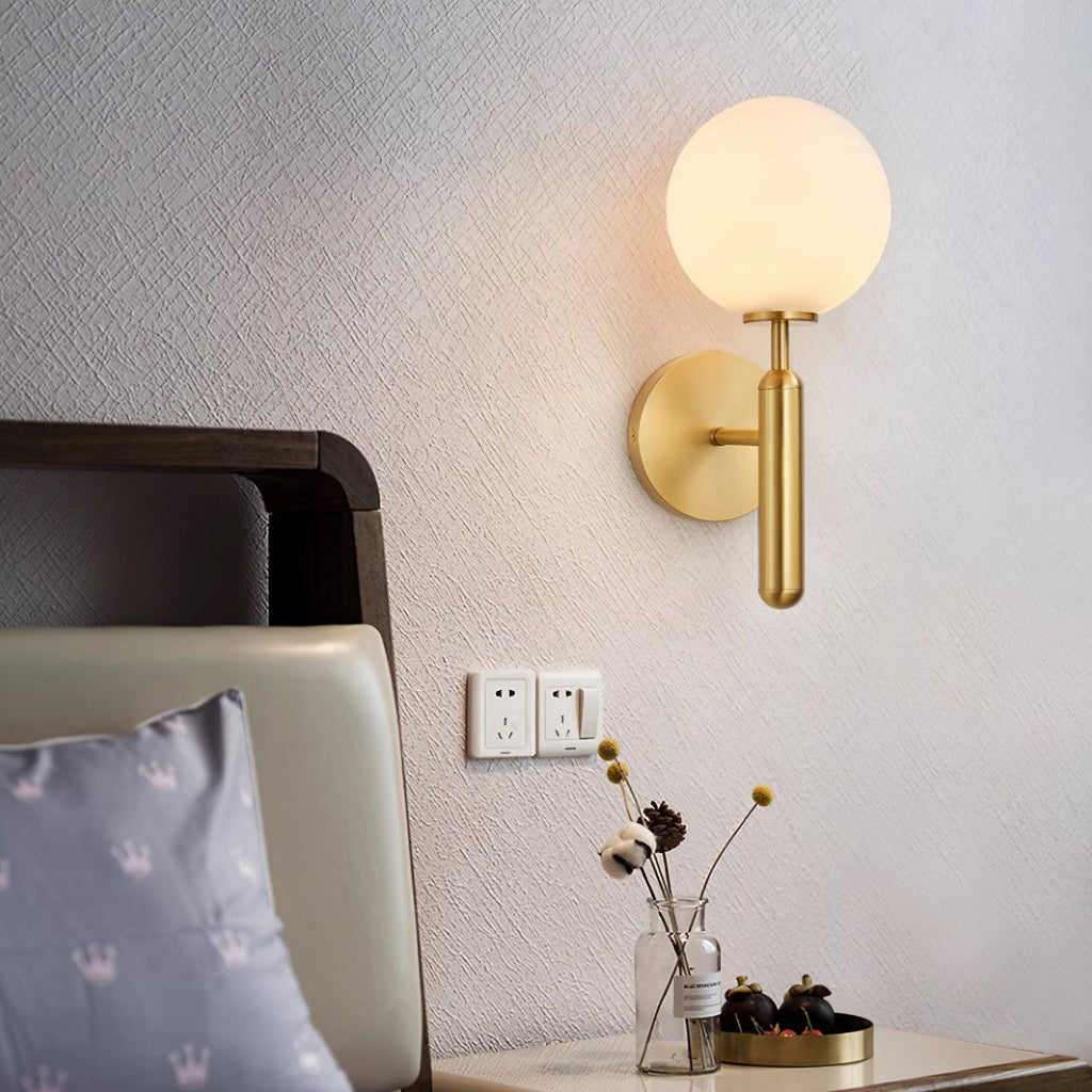 Miira Wall Light