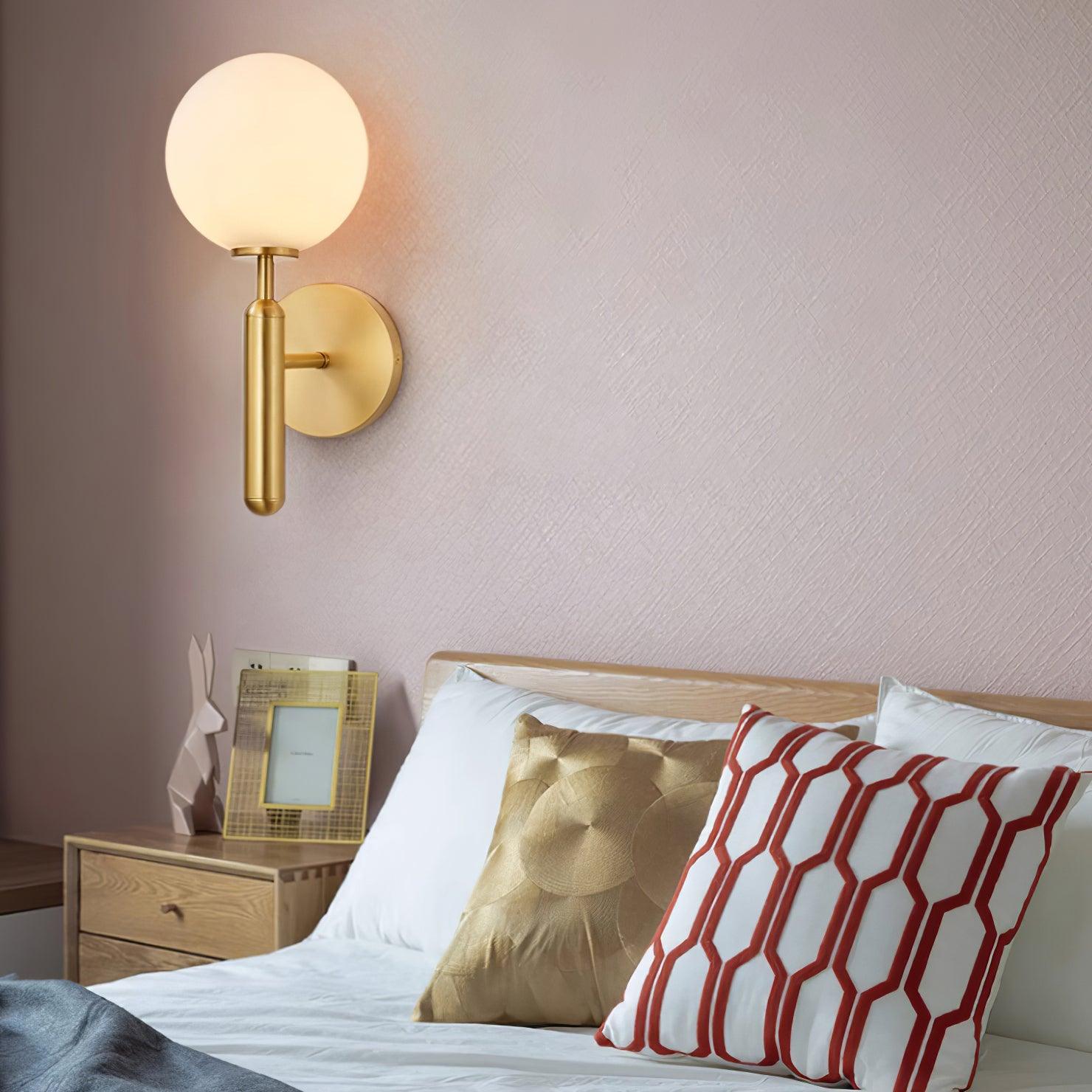 Miira Wall Light