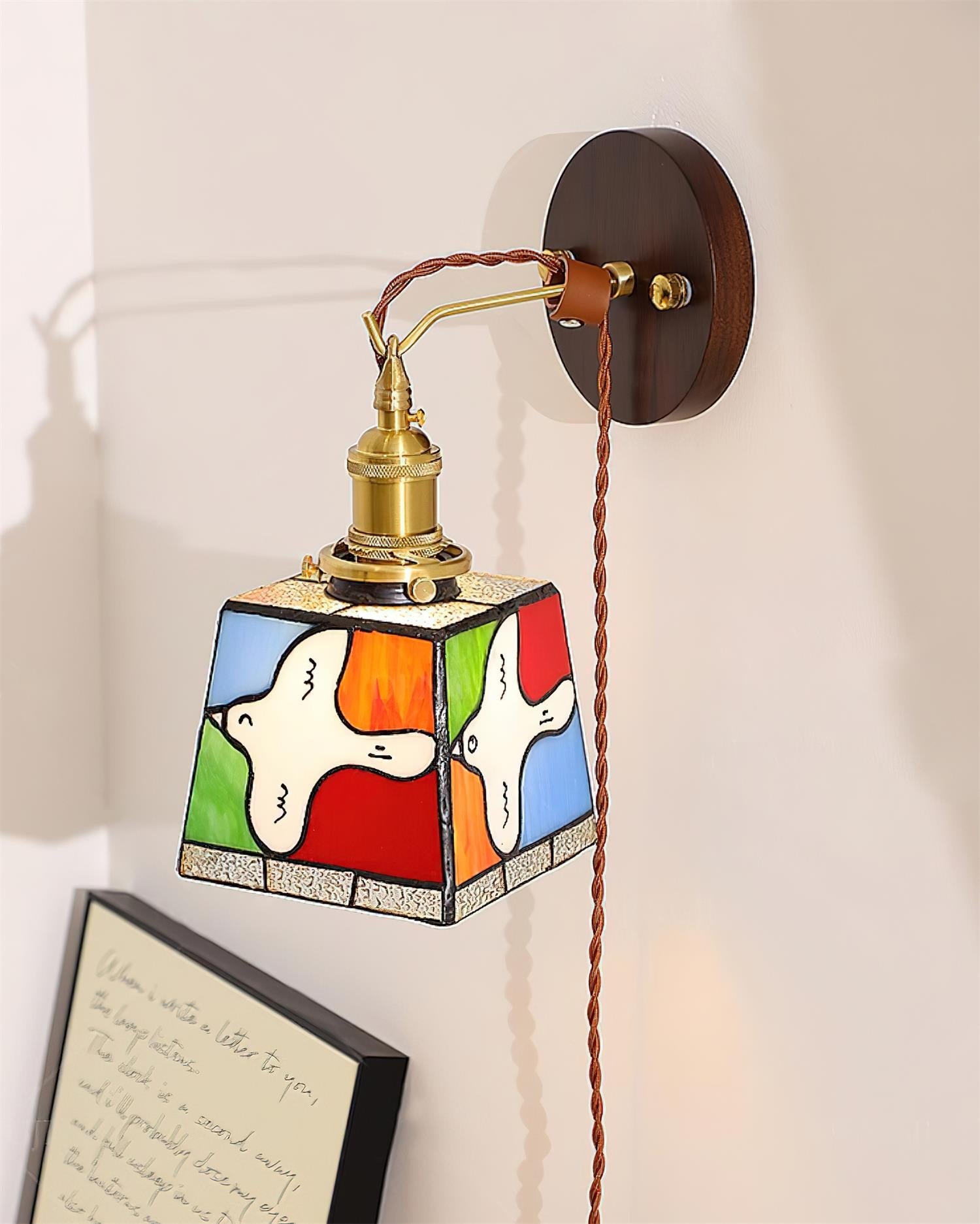 Miroa Wall Lamp