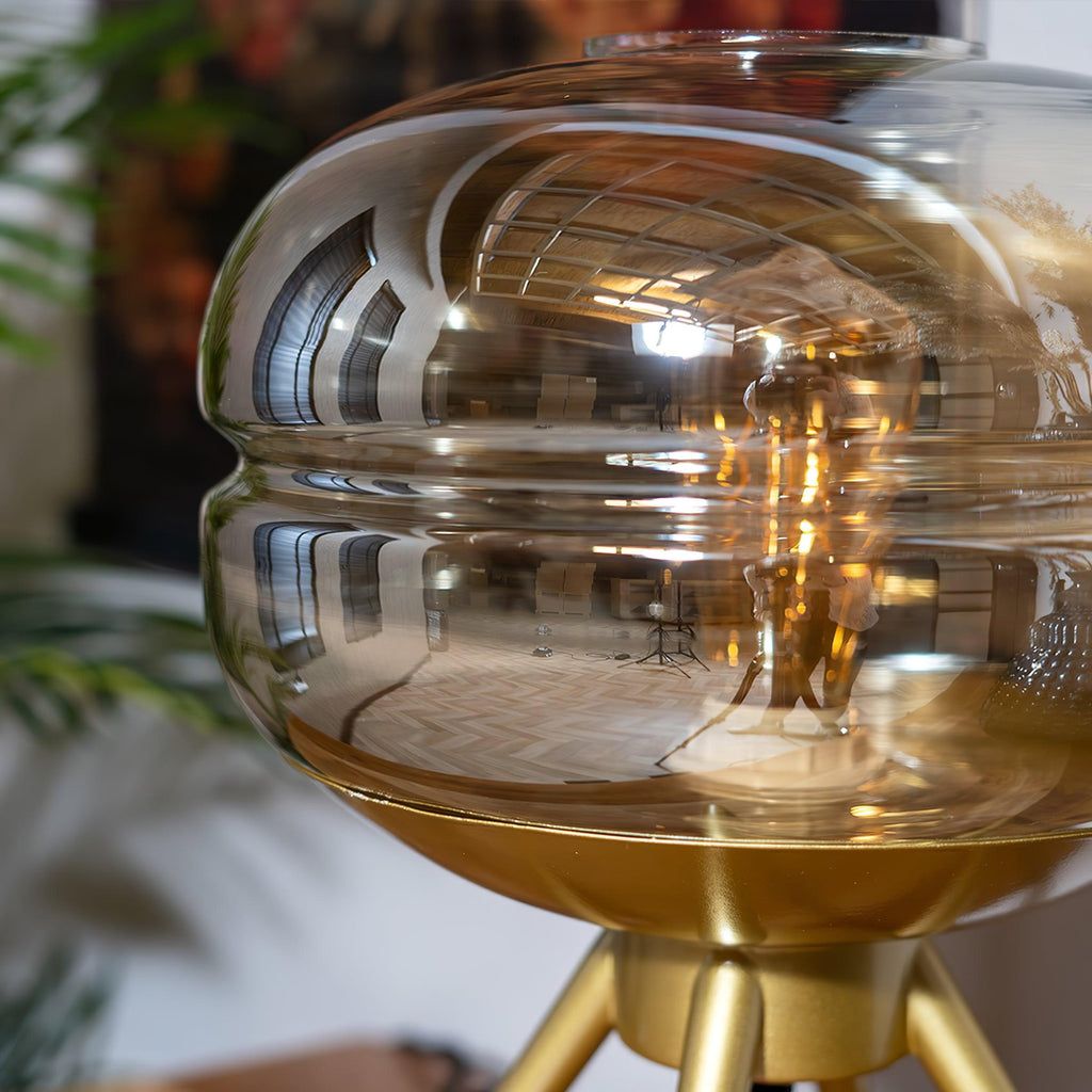 Moda Table Lamp