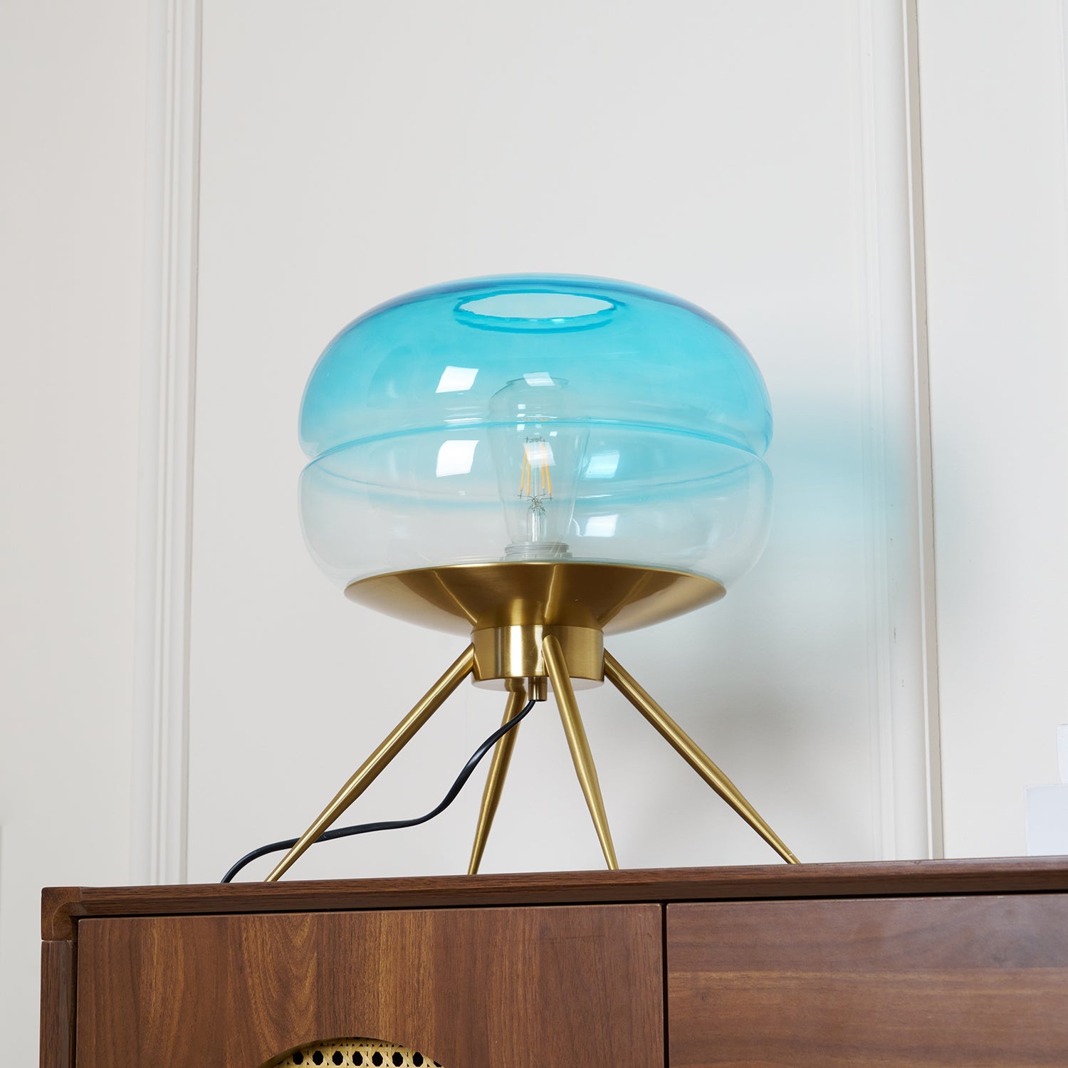 Moda Table Lamp
