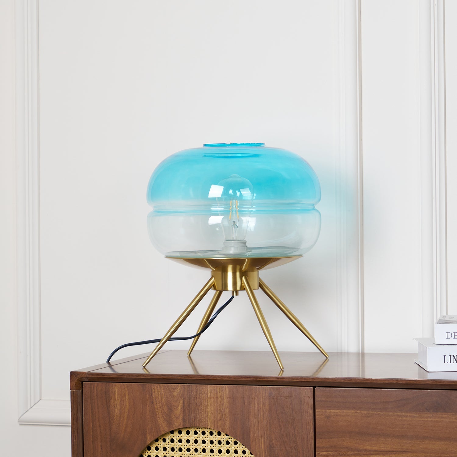 Moda Table Lamp