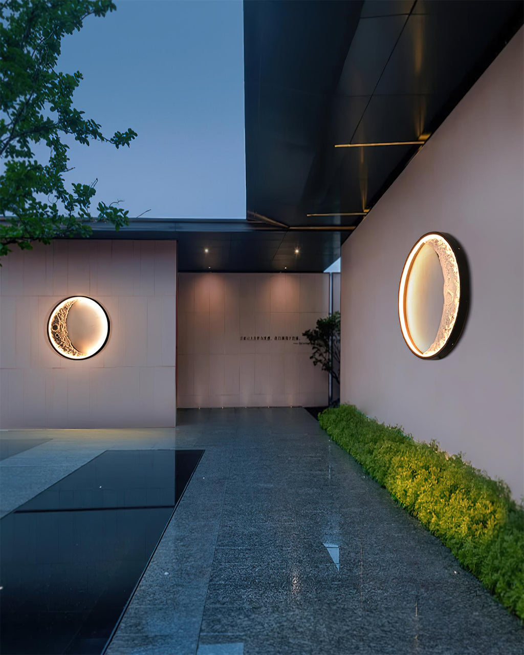 Moon Outdoor Wall Lamp