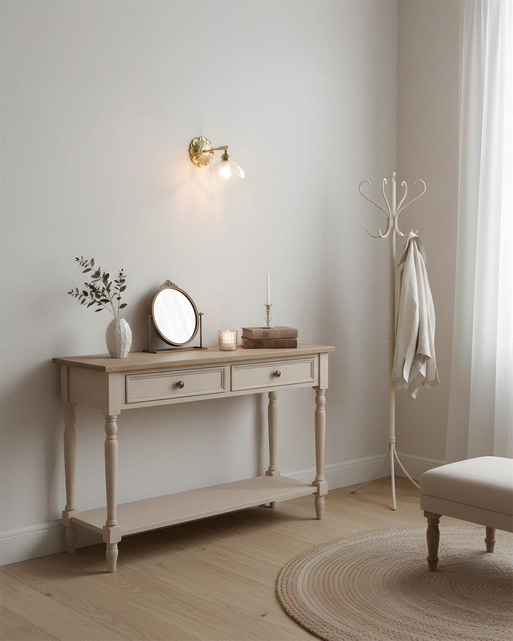 Nacre Petal Wall Lamp