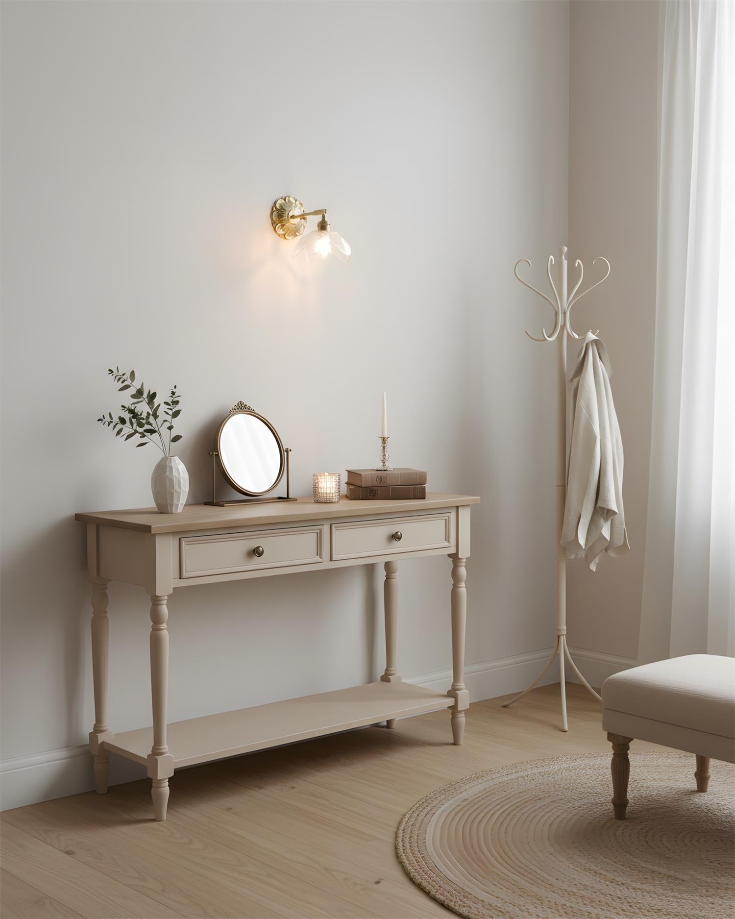 Nacre Petal Wall Lamp