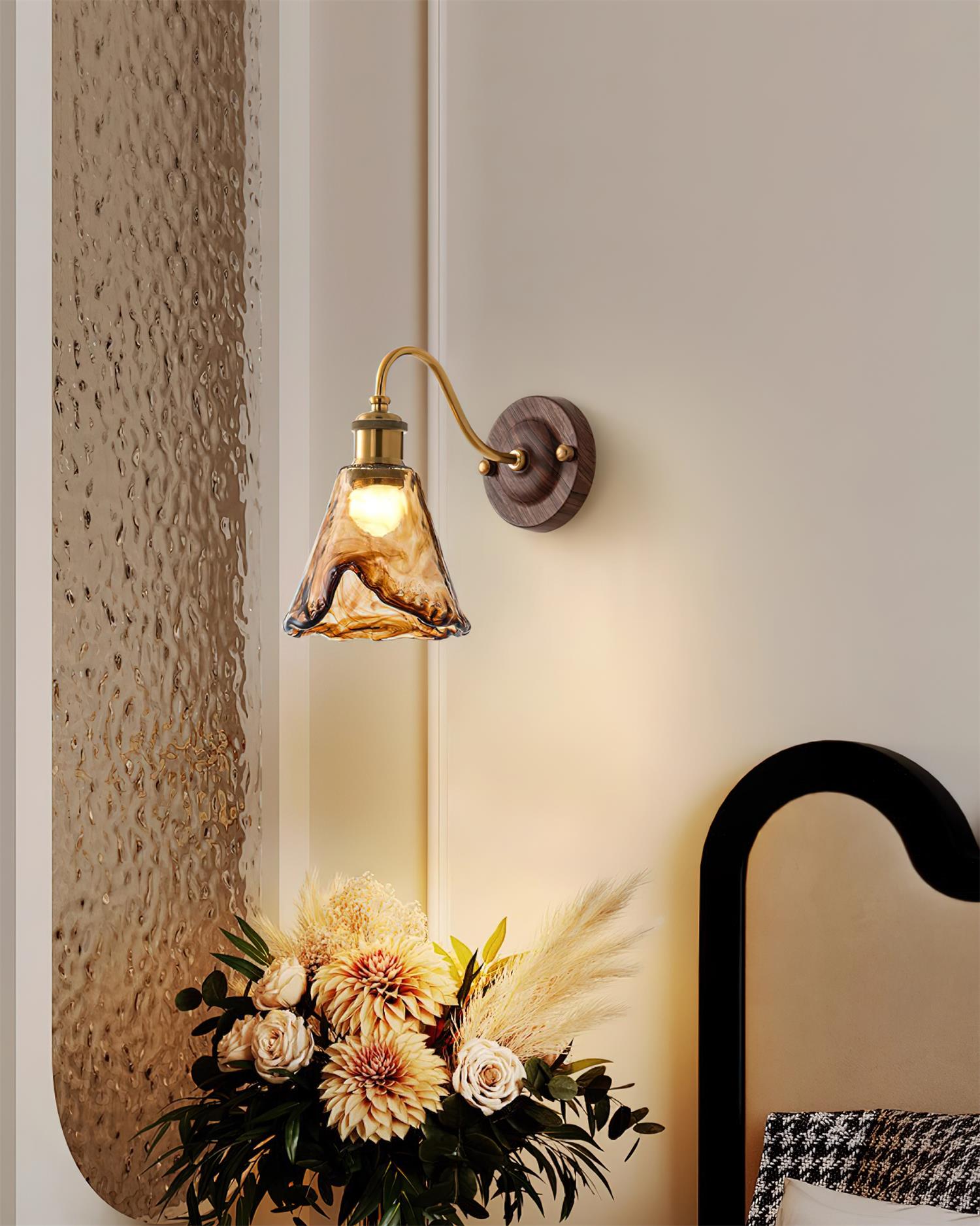 Nalia Amber Wall Lamp
