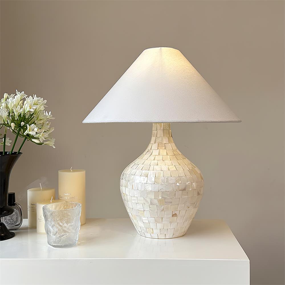 Nikki Seashell Table Lamp