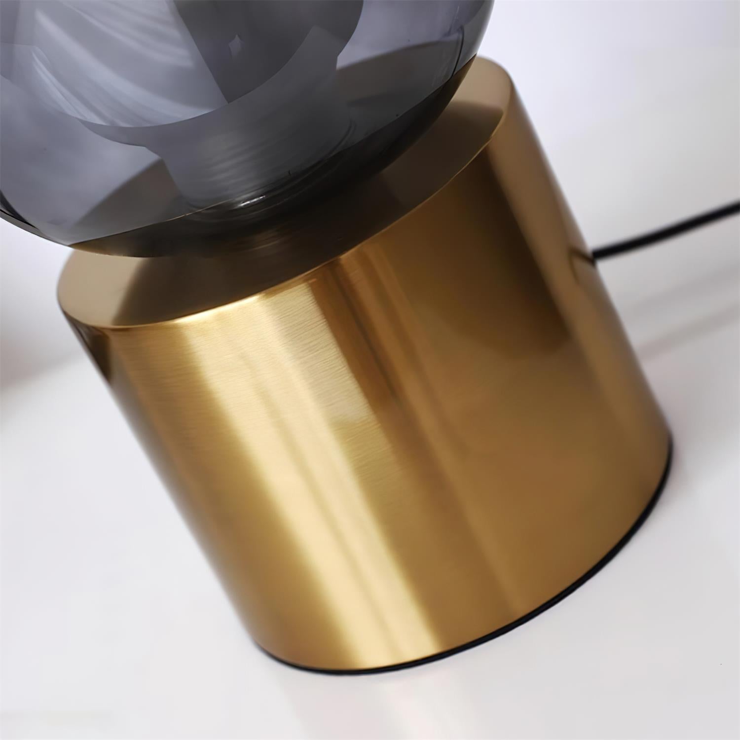 Nimbus Table Lamp