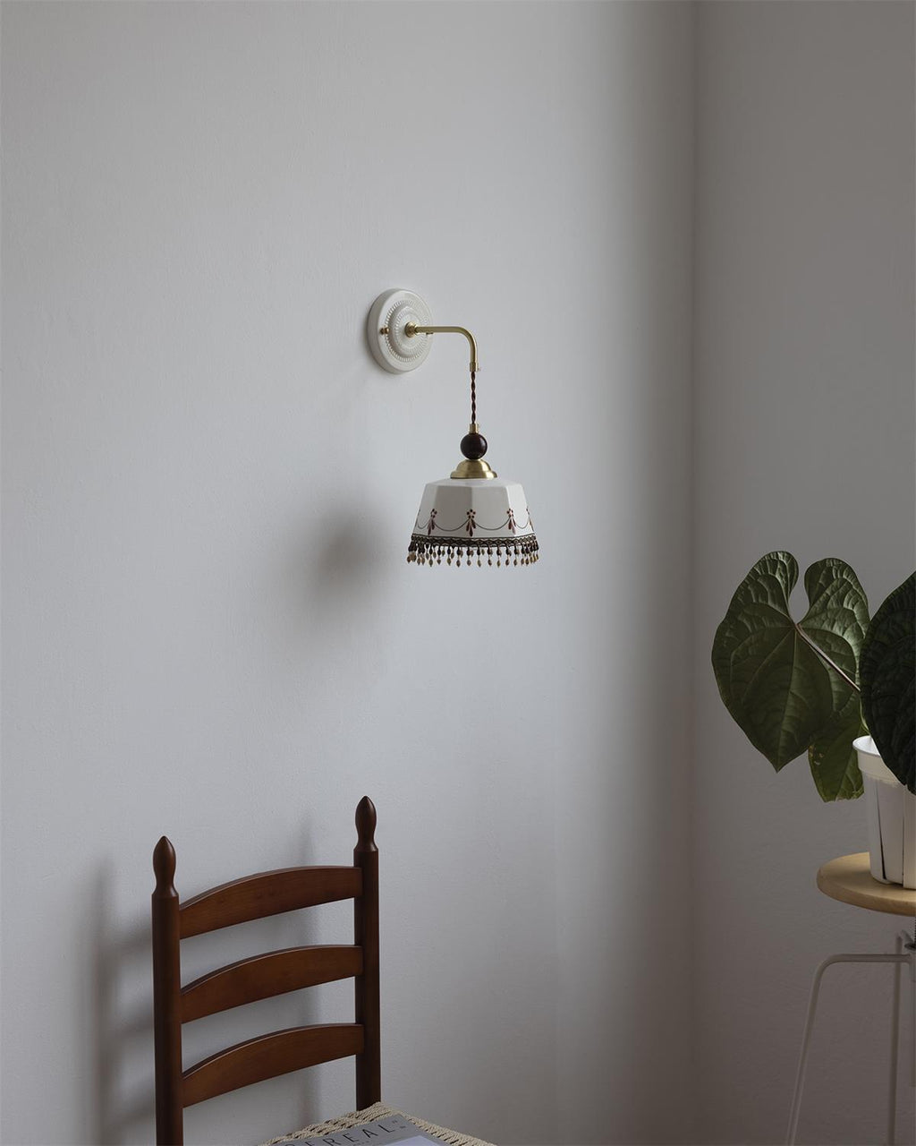 Noemi Wall Lamp